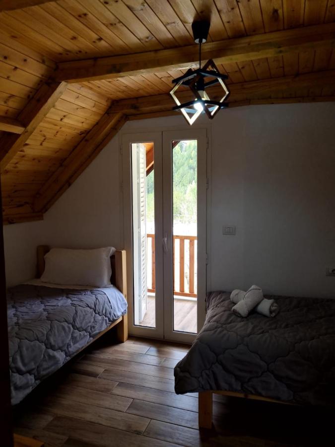 Twin Room with Balcony
