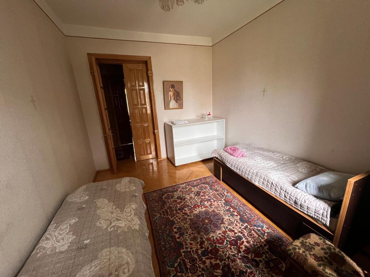 Camera Doppia con Letti Singoli