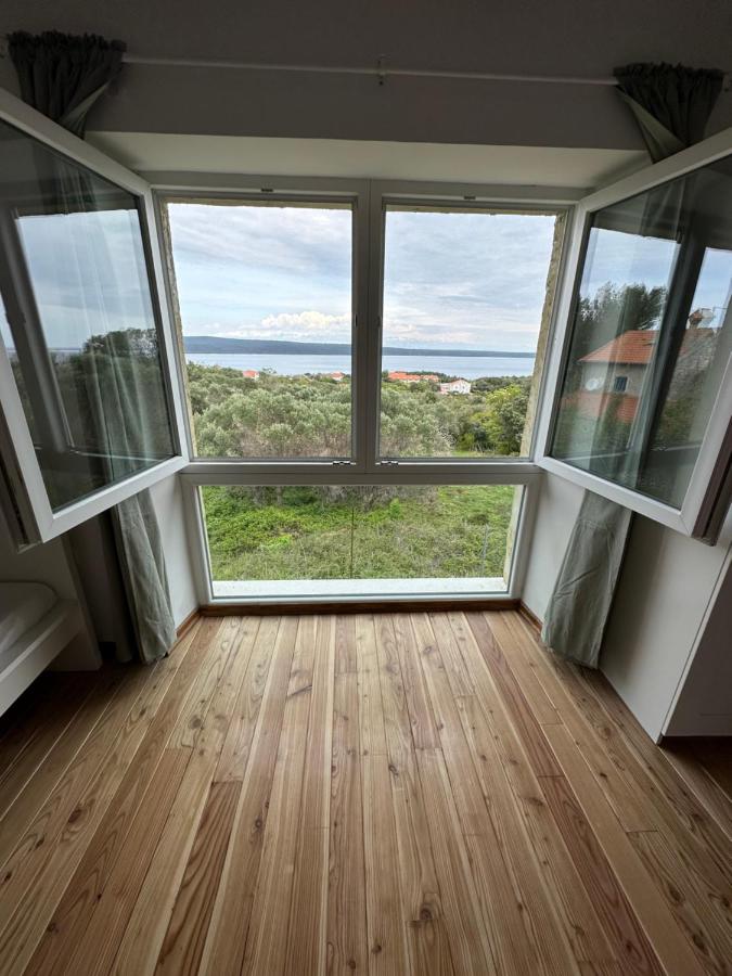 Matisse Residence - 80 m2 with Sea View and terrace - B&B Nerezine