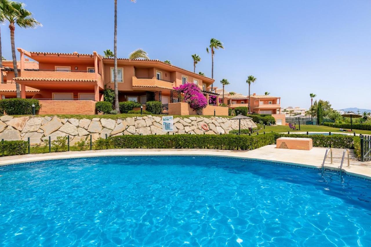 BB.B5 - Spacious apartment with amazing view - Ferienwohnung Estepona