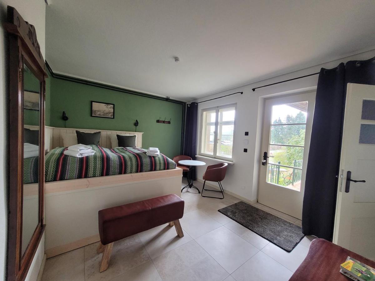 Suite mit Bergblick