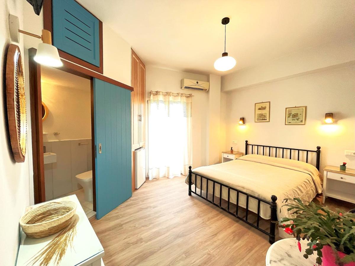 Chambre Triple - Vue sur Ville