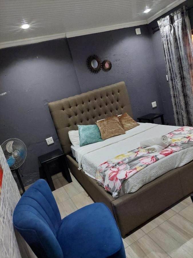 Nsuku Guest House - Ferienwohnung Thulamahashi