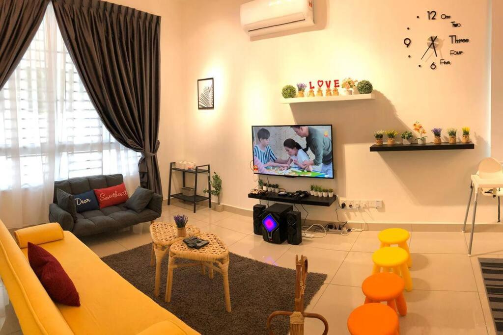 Desaru Fun House For Family-Kids-AirCastle-BBQ-KTV - B&B