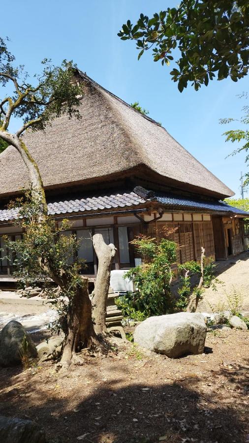 能登ごはん農場 暮らしの宿じろざみ - B&B