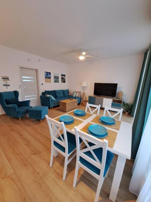 Dom nad morzem, basen, plaża, siłownia, plac zabaw, kort tenisowy - Ferienwohnung