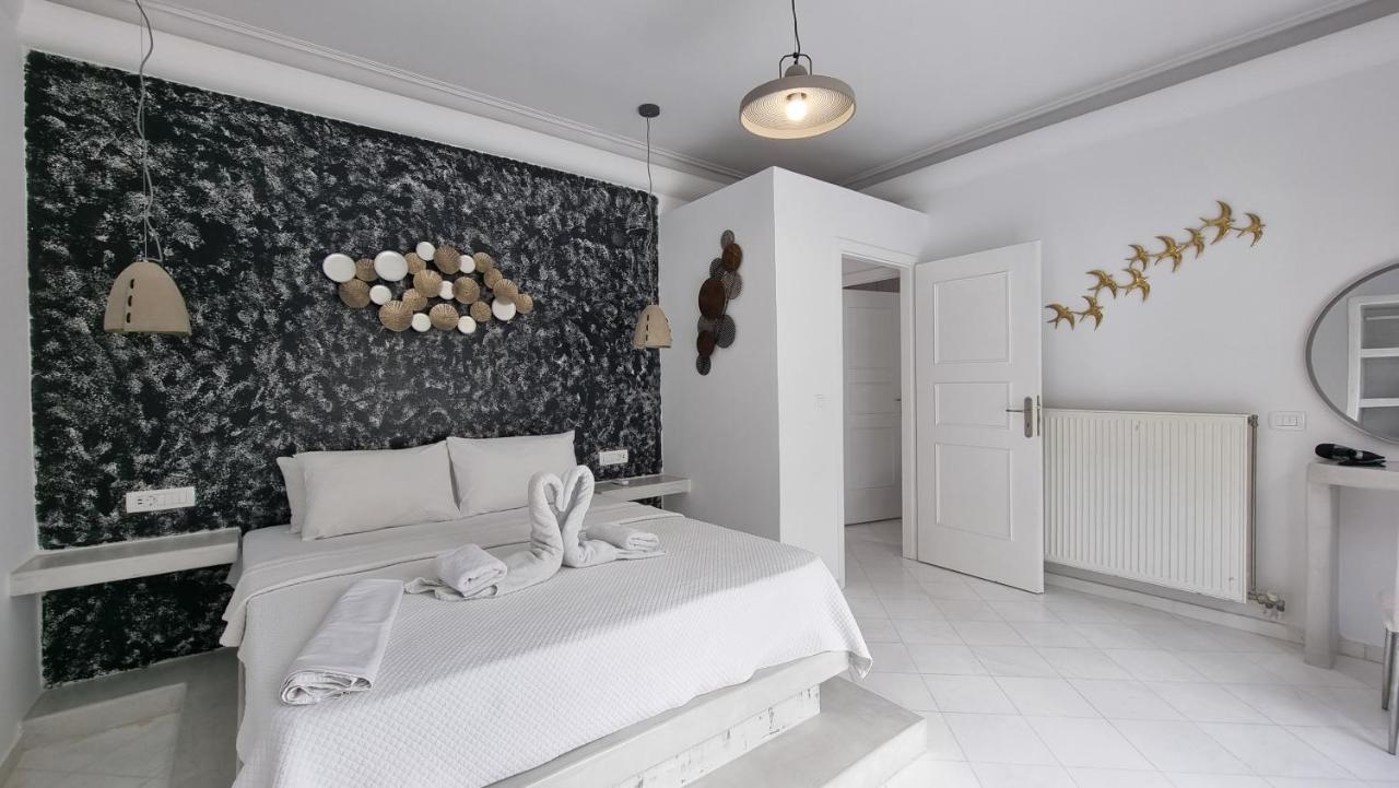 3 Bedroom House included car rental-Heated Jacuzzi - B&B Perissa