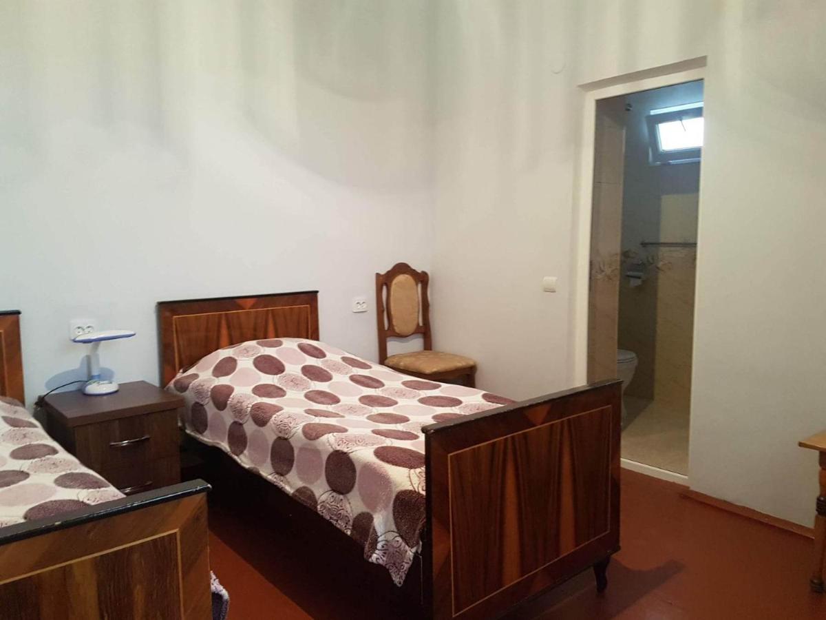 Camera Matrimoniale/Doppia con Letti Singoli con Bagno