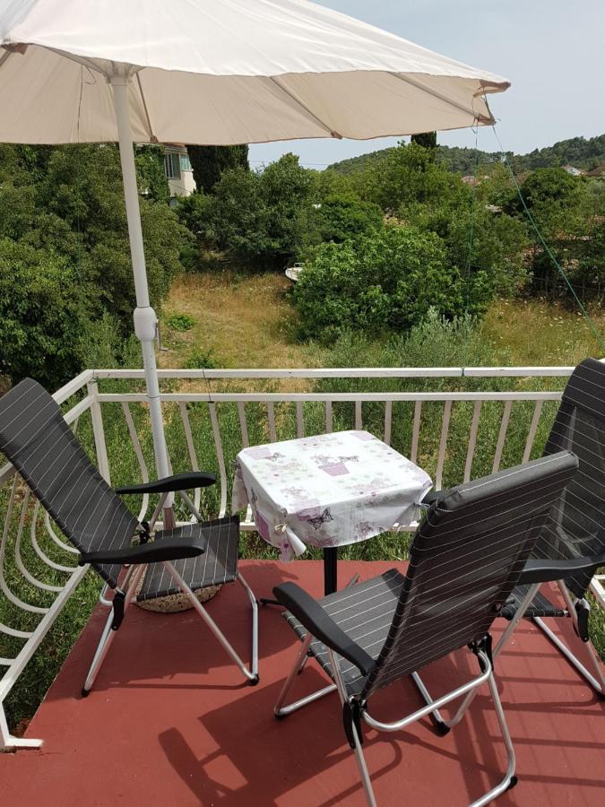 Apartment mit Balkon