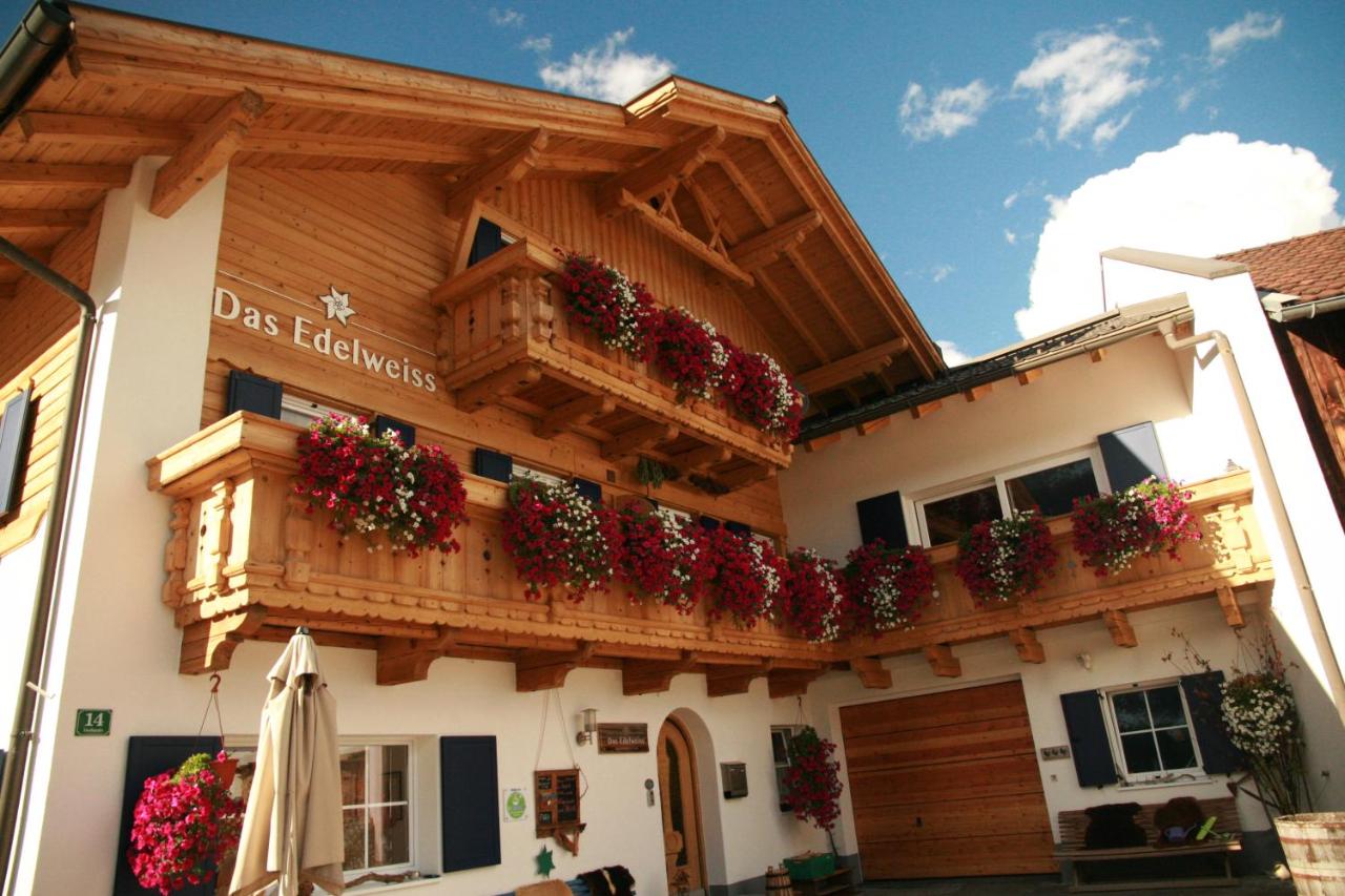 B&B Grän - Das Edelweiss - Bed and Breakfast Grän