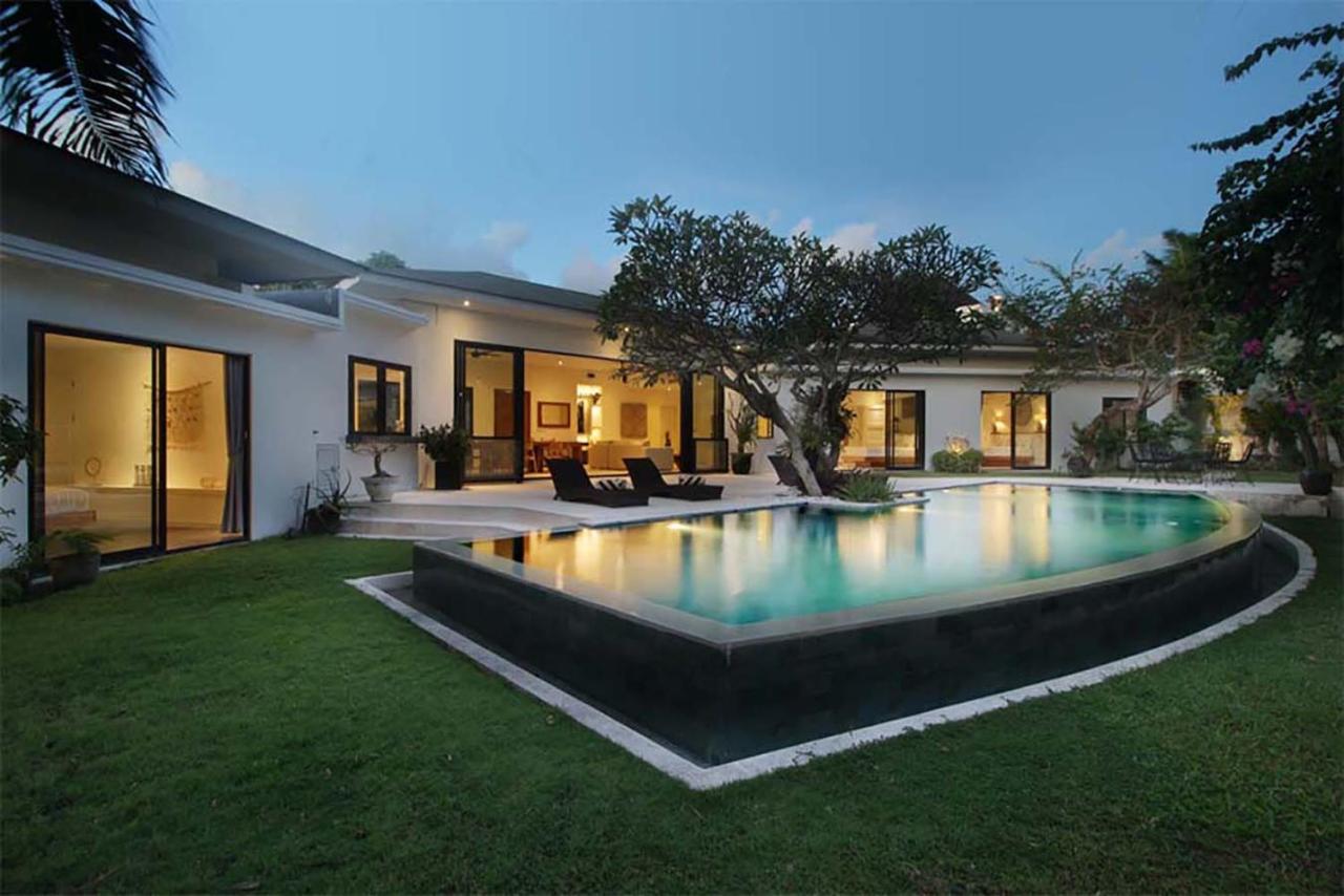 Villa Papaya by Optimum Bali Villas - Chambres d’hôtes Canggu