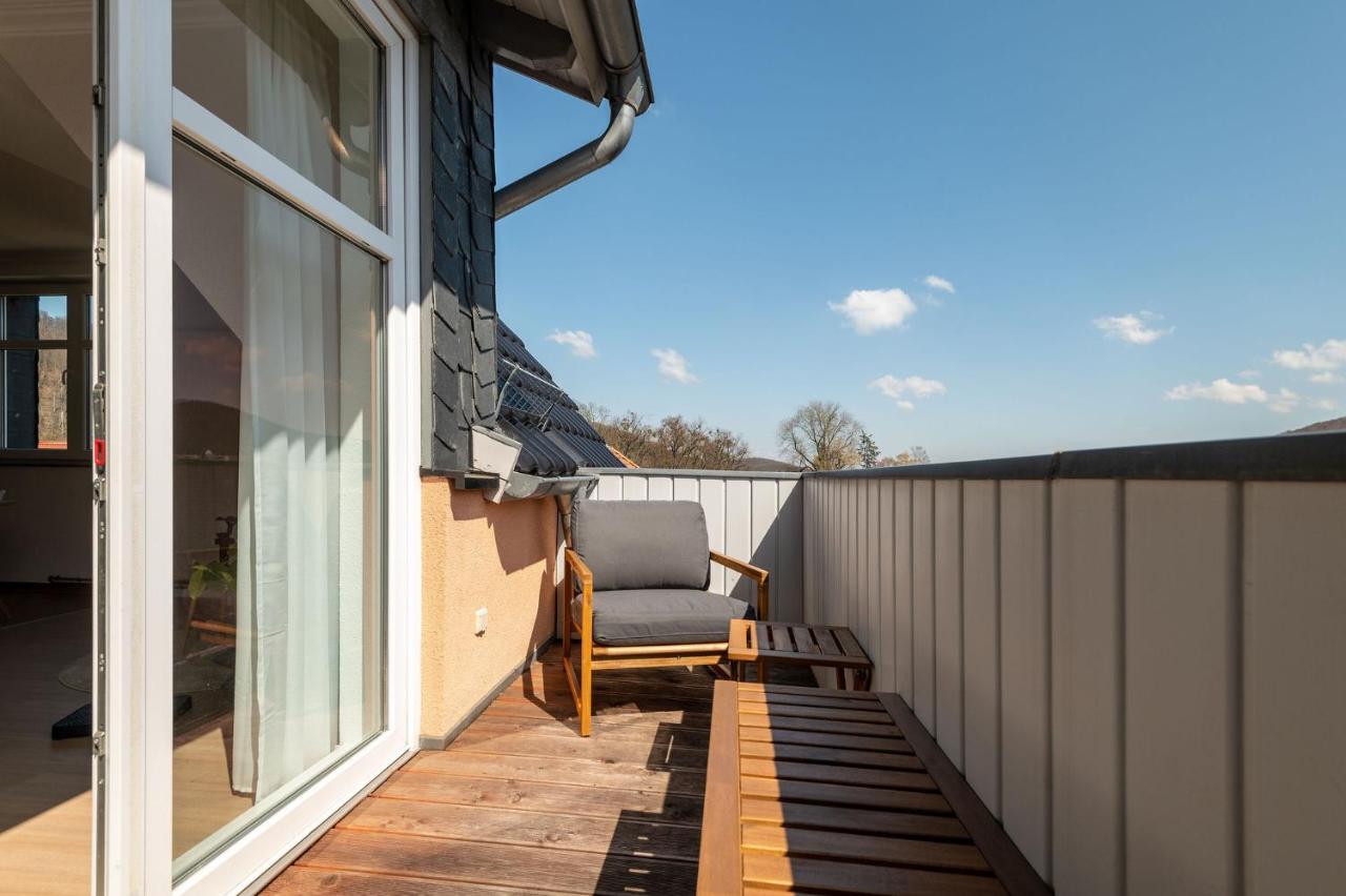 Premium Apartment - Ausblick - Kamin - Balkon - Smart TV - Kaffeevollautomat - B&B