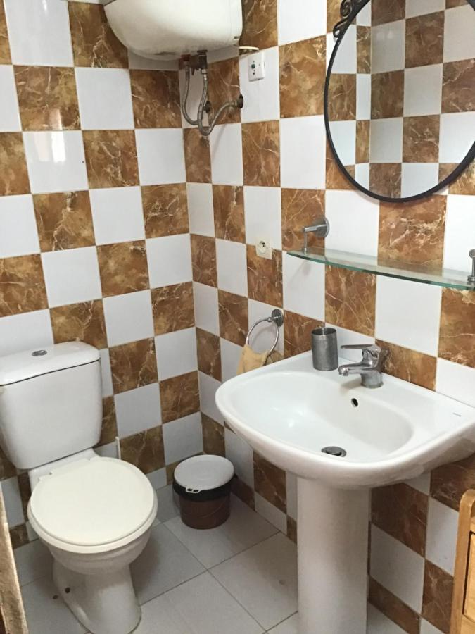 Camera Doppia con Letti Singoli con Bagno Privato 