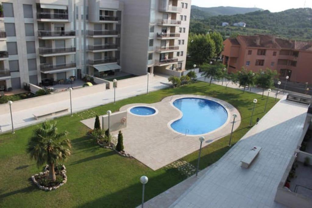 B&B Calafell - New Apartment 800m from the beach + pool + garage - Bed and Breakfast Calafell