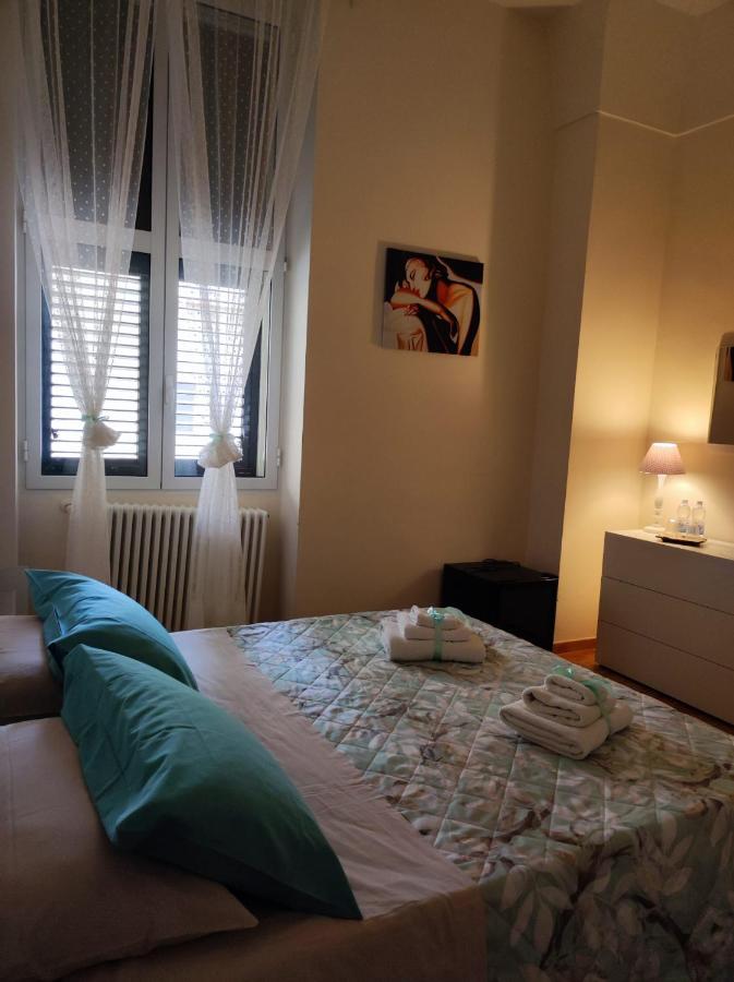 Dreibettzimmer mit Bad