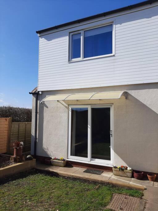 Spacious, self-contained, 1 bedroomed annex - B&B