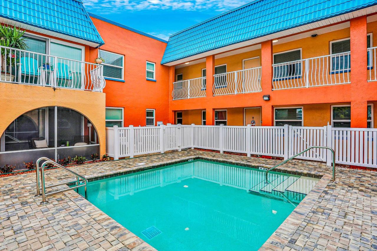 Surrounded by Ocean - B&B