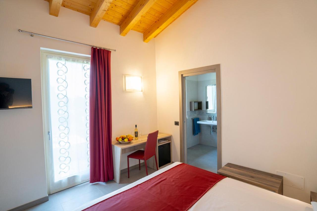 Double or Twin Room with Garden View
