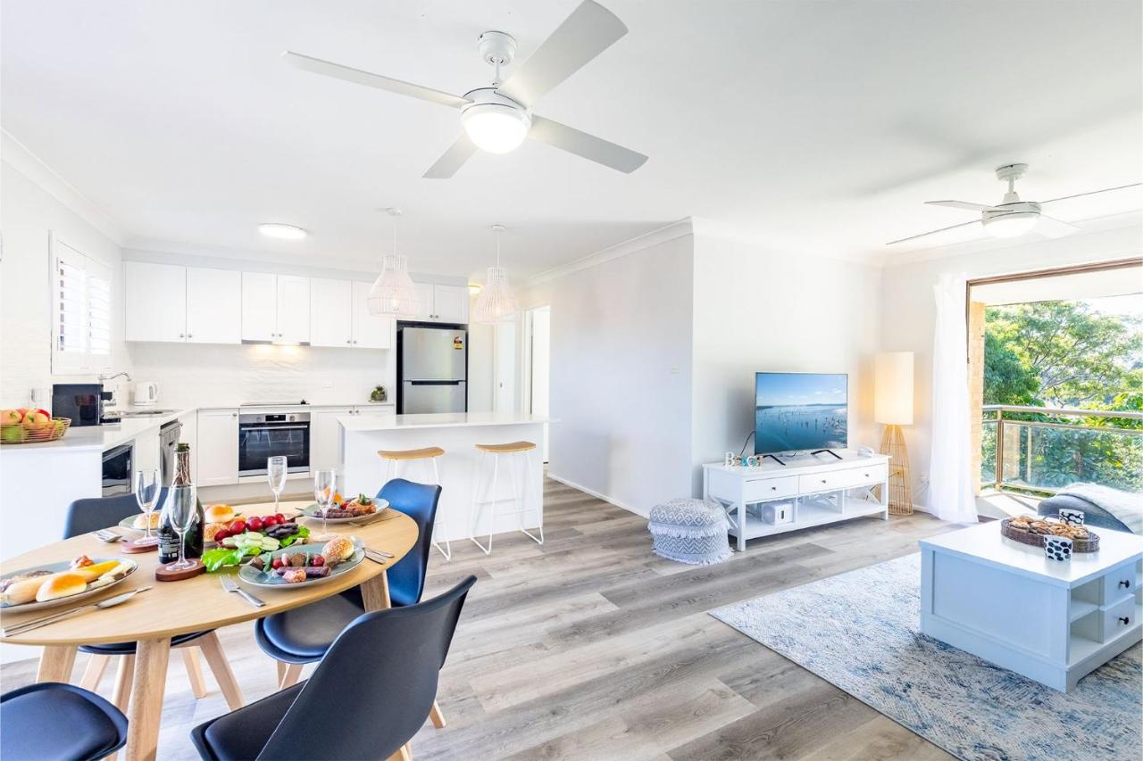 Shoreline 5 1 Intrepid Close Water Views and WiFi - B&B Nelson Bay