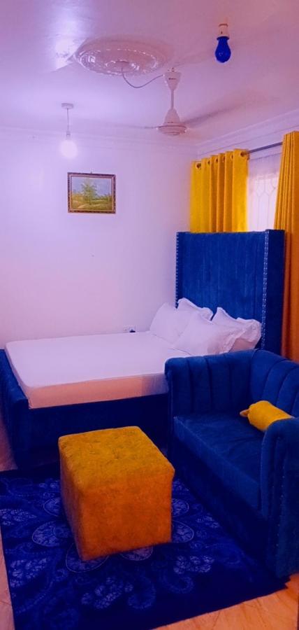 B&B Bamburi - Lux Suites Vee Jambo studio Apartment Bamburi - Bed and Breakfast Bamburi