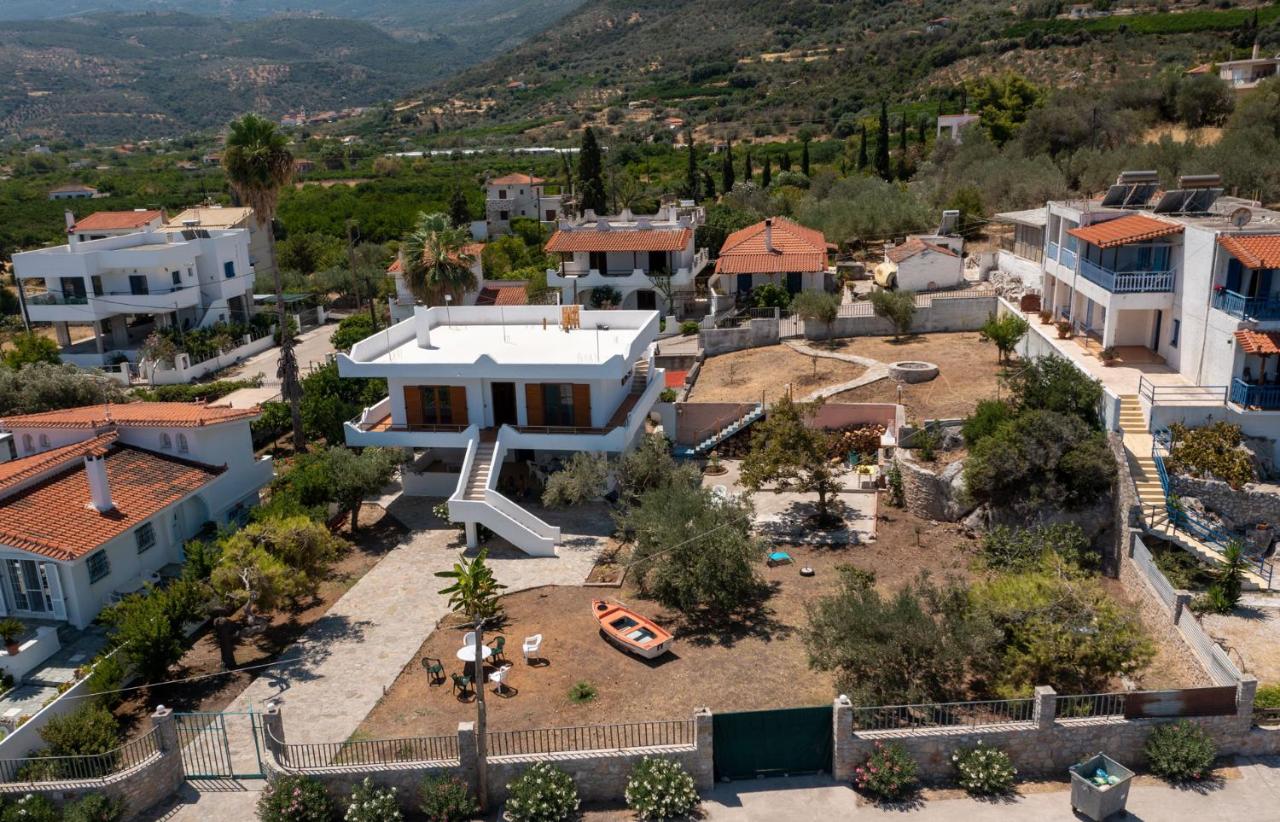 Villa in Kalloni direkt am Meer, tolle Aussicht - B&B Kalloni