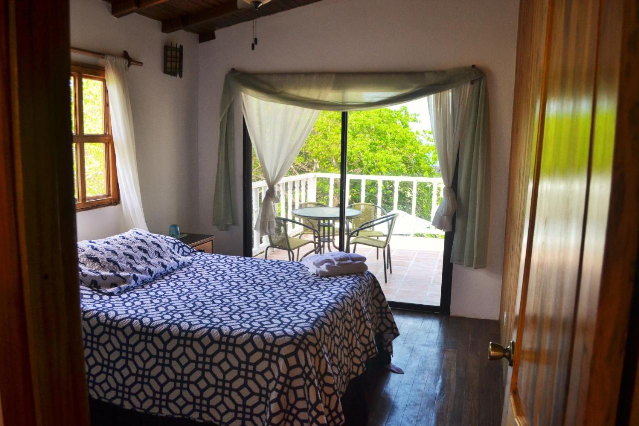 Deluxe Double Room with Balcony and Sea View