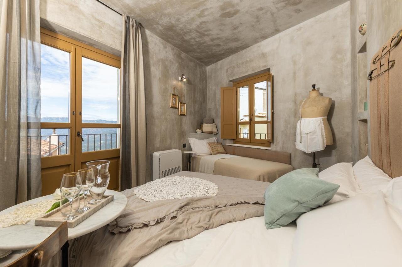 Camera Tripla Comfort