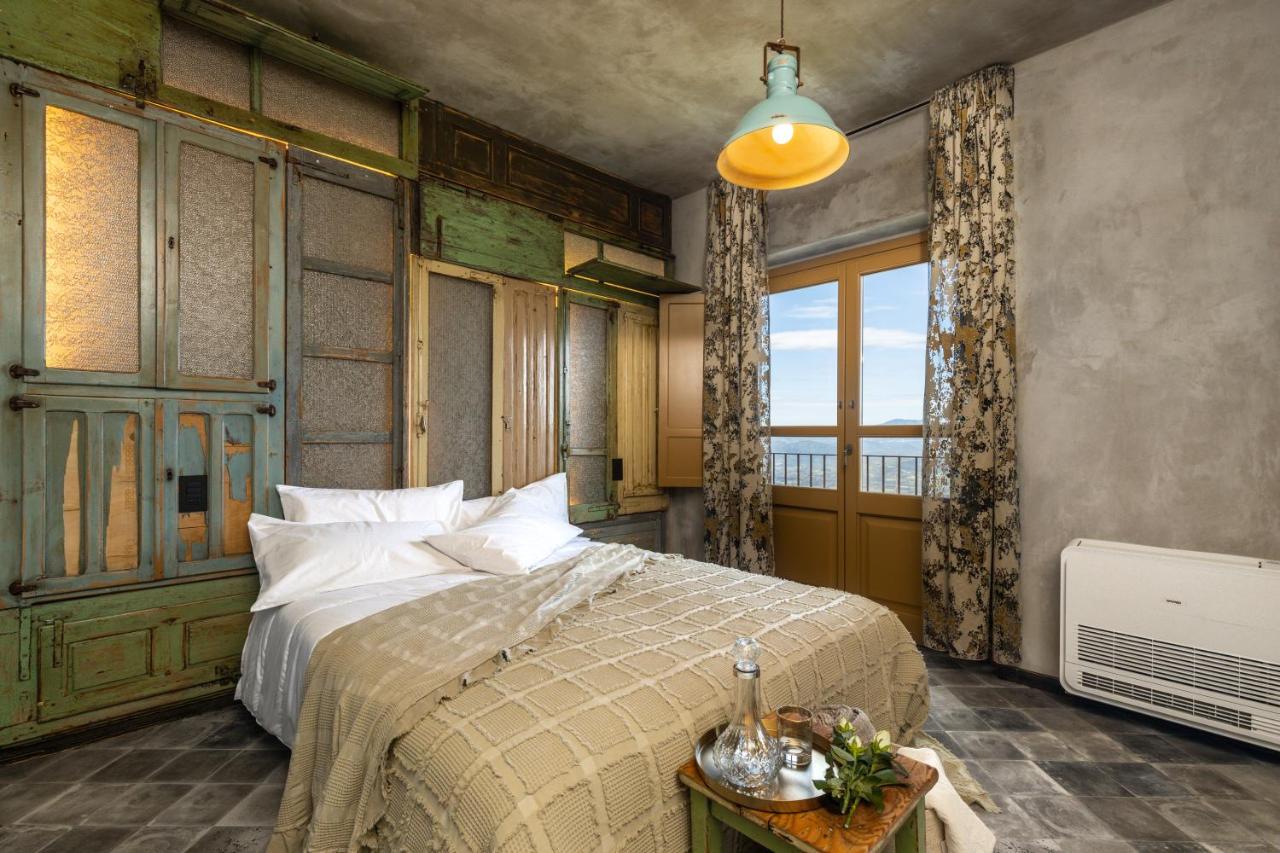 Superior Double or Twin Room with Mountain View