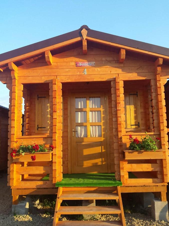 Căsuțe Suzanne Băile Figa-cu aer conditionat - Bed and Breakfast