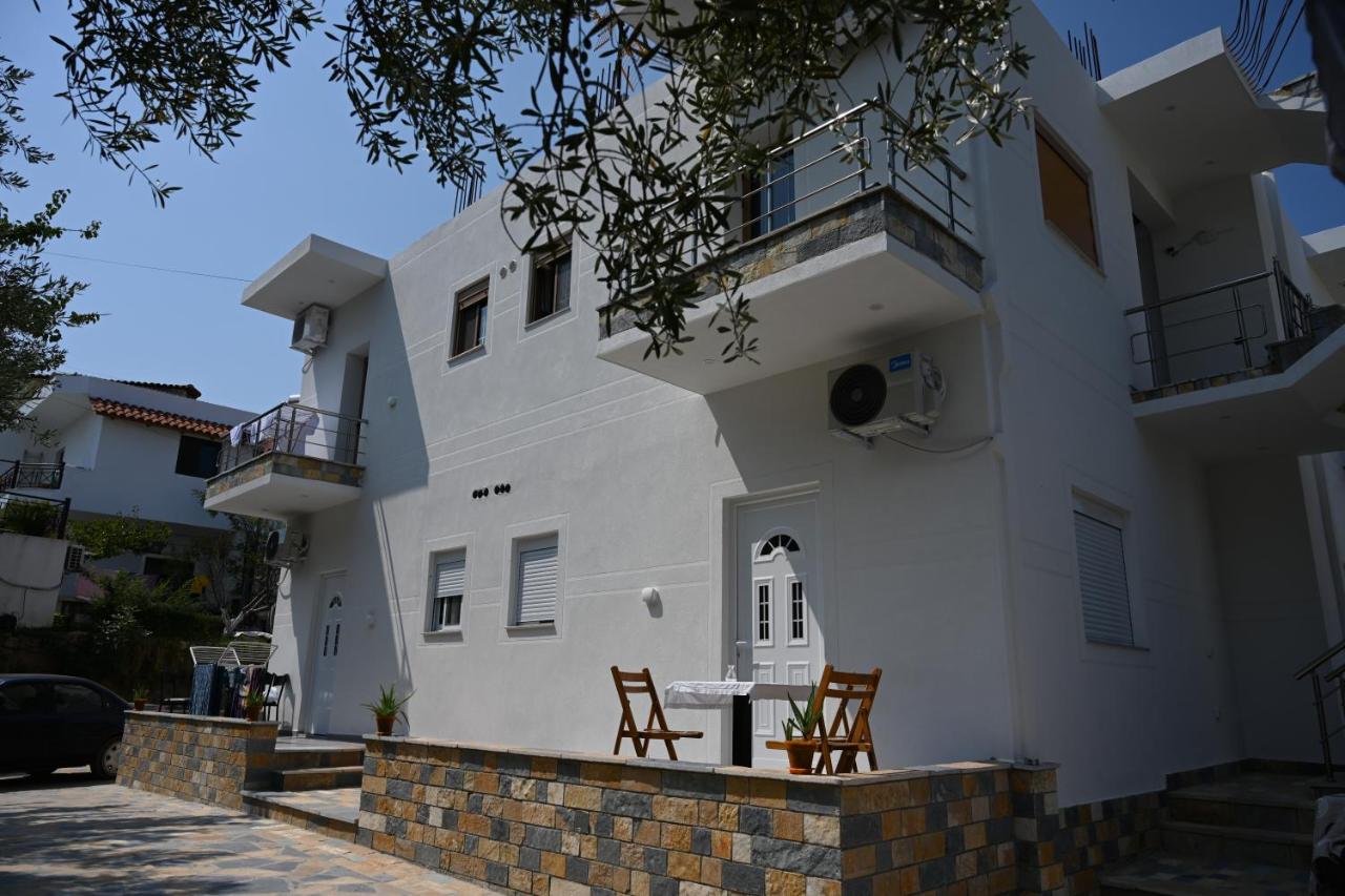 Blue Season - B&B Ksamil
