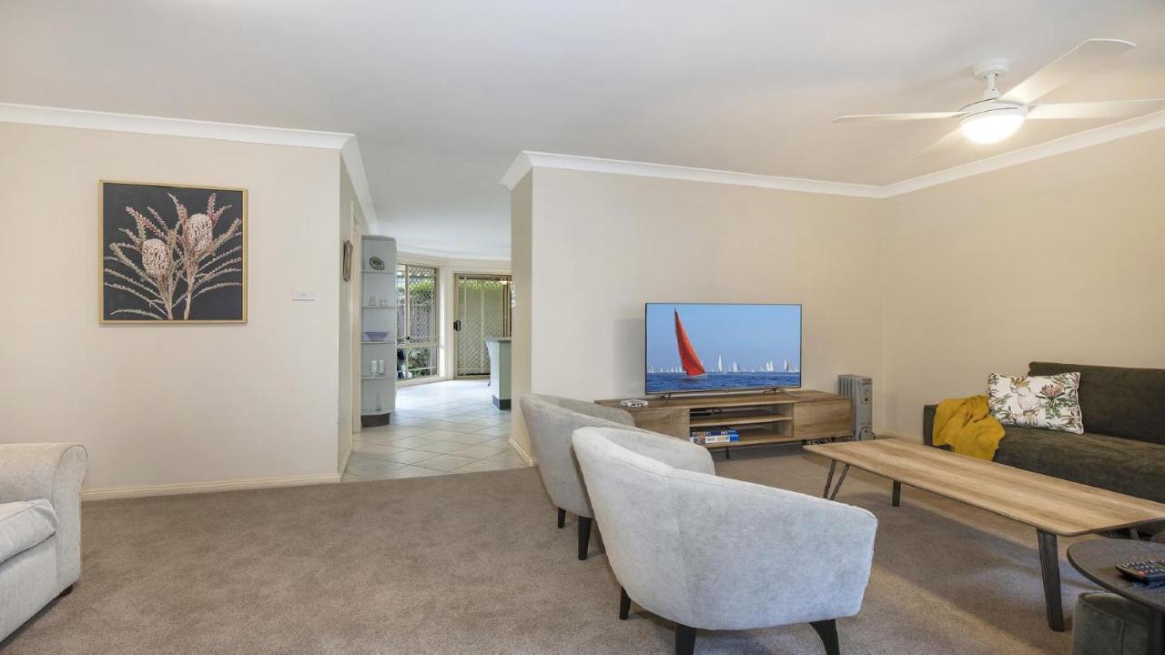 Banksia Villa Umina Beach - B&B