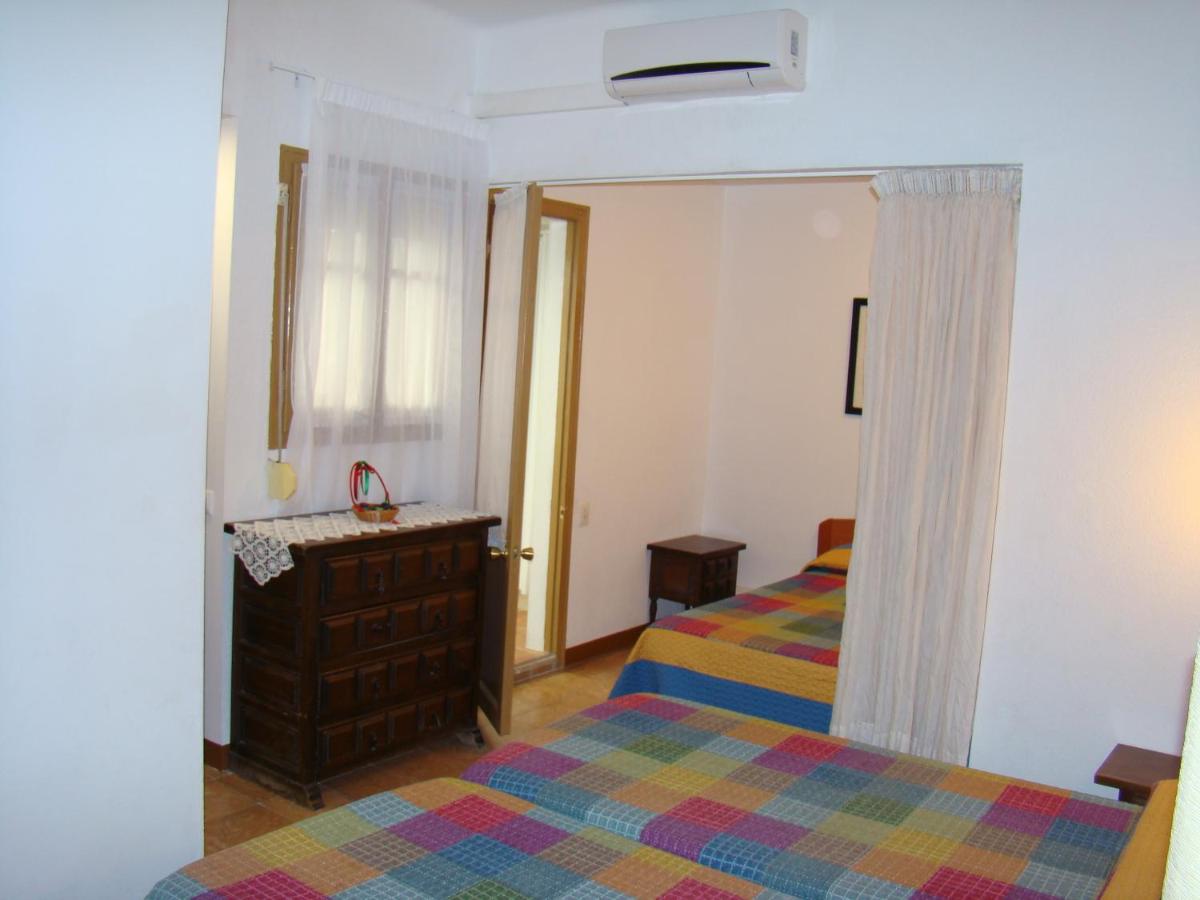Familienzimmer (2 Erwachsene + 2 Kinder)