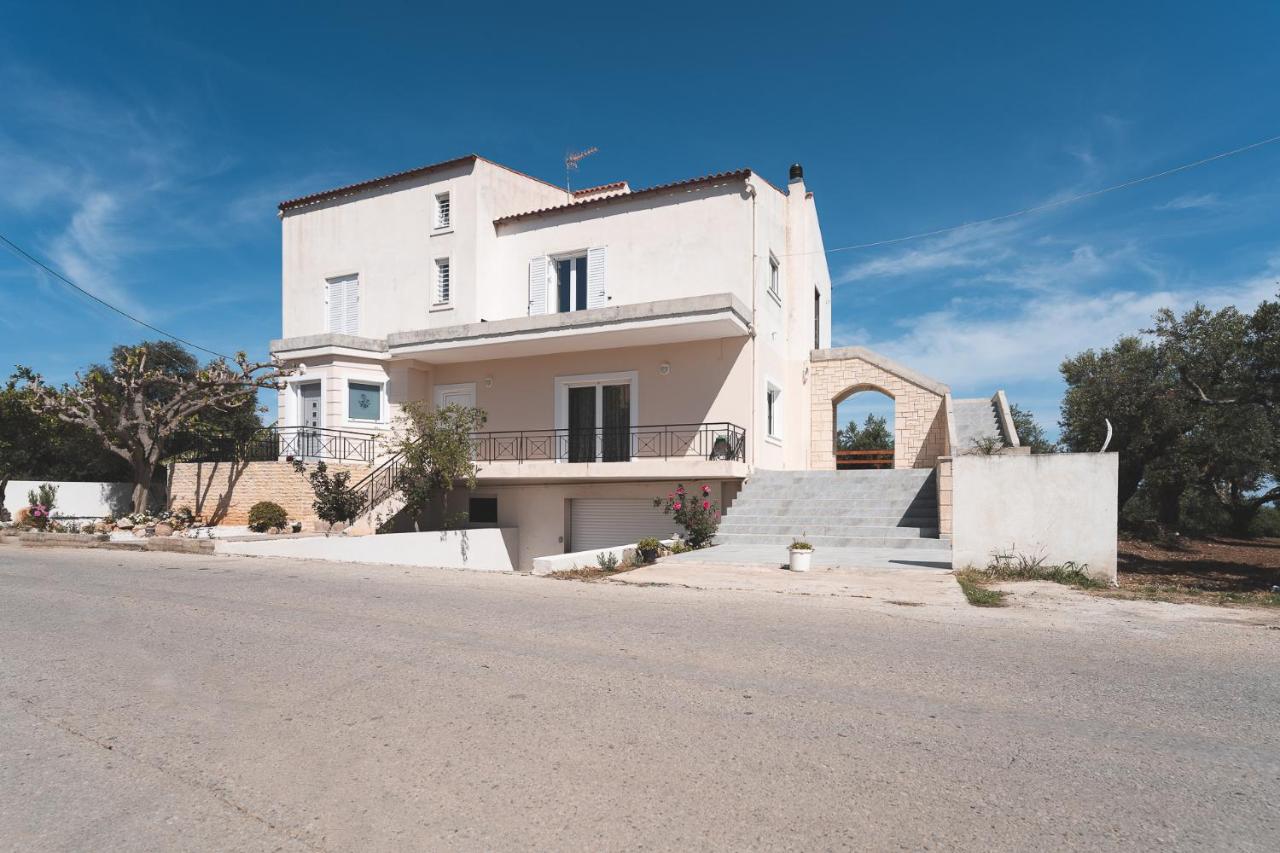Casa Pierides - B&B