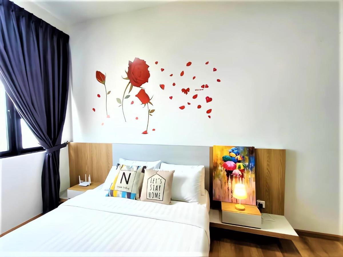 Romance Haven Studio Apartment (High floor and Near Swimming Pool)