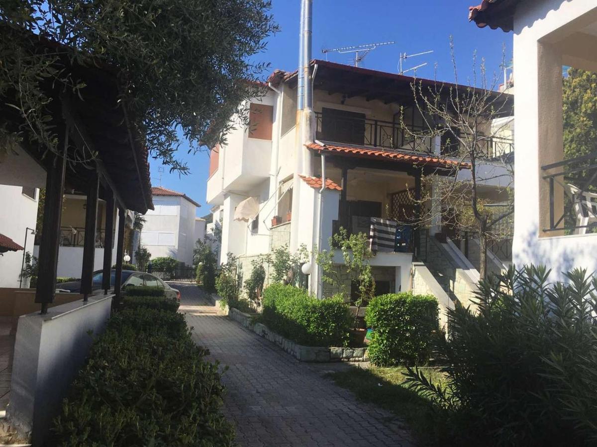Beach Front Apartment in Pefkochori - Chambres d'hôtes Pefkochóri