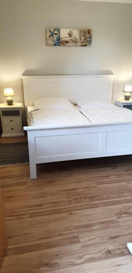 Jacobihof Haus 1 Wohnung 2 - Bed and Breakfast Dahme