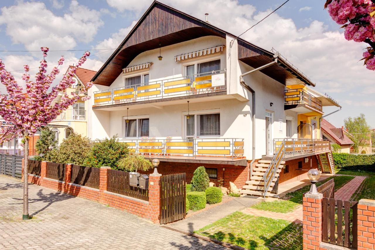 Hilda Vendégház Hévíz - B&B