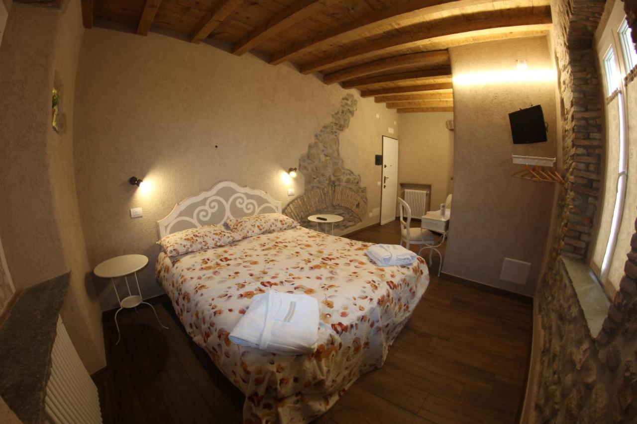 B&B Varese - Locanda Vecchia Osteria - Bed and Breakfast Varese