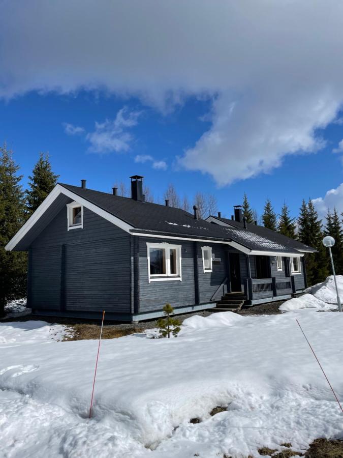 Yllästölli 2 D, Äkäslompolo - Bed and Breakfast