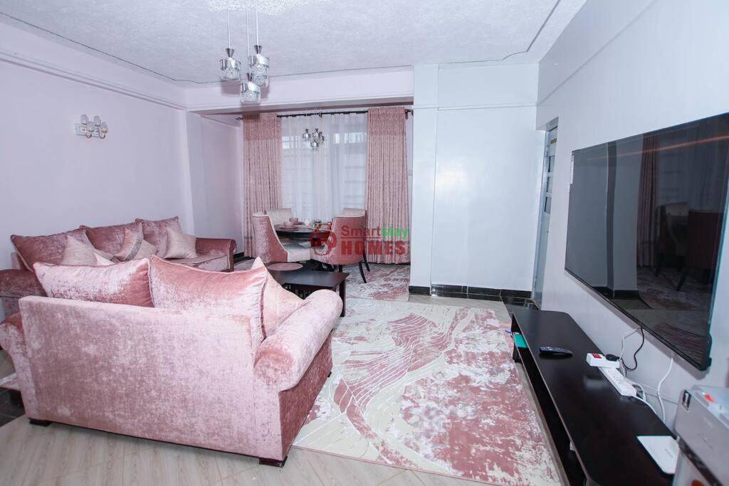 Pink Amur House.3 Bedroom Stylish & Epic. - B&B Naivasha