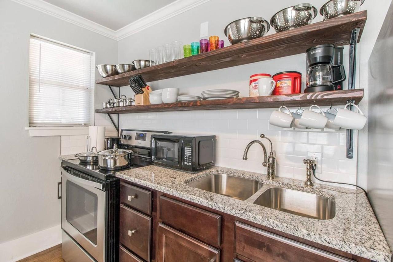 Aloha Beaches - near Uptown 23rd & Asian District - B&B Oklahoma City