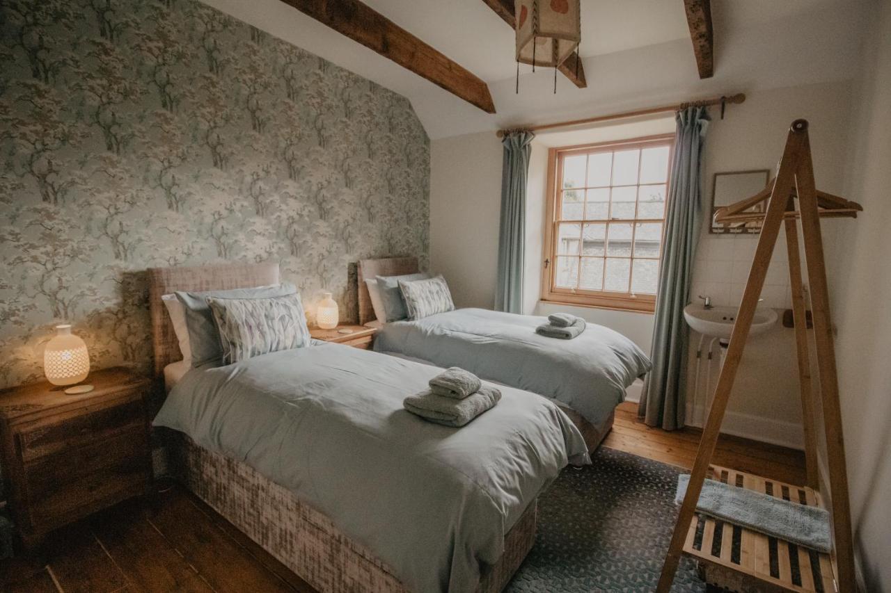 Double Room with Private External Bathroom