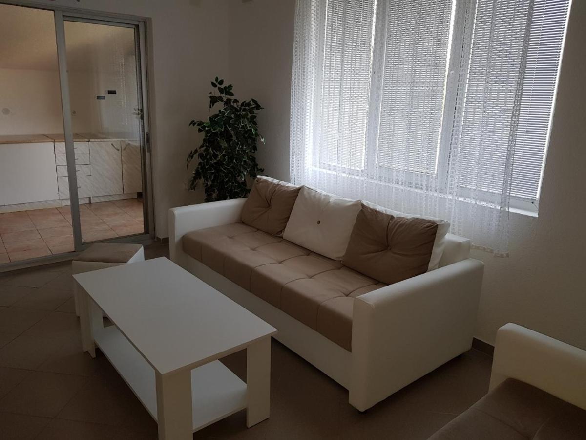 Suite with Garden View