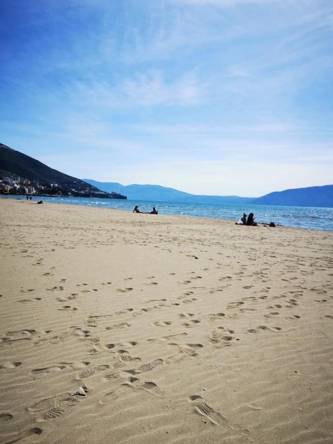 Seanfinity Apartments - Bed and Breakfast Vlorë