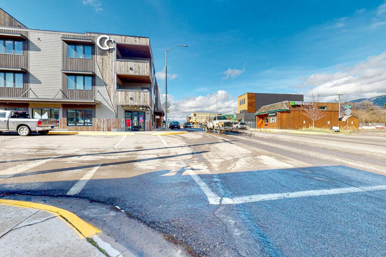 Sparkling Glacier - Suite 202 - B&B Columbia Falls