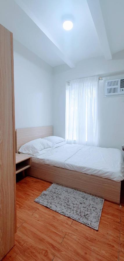 SCANDIA SUITES AT SOUTH FORBES Homey & Cozy 2-Bedroom Condo - Chambres d'hôtes Silang
