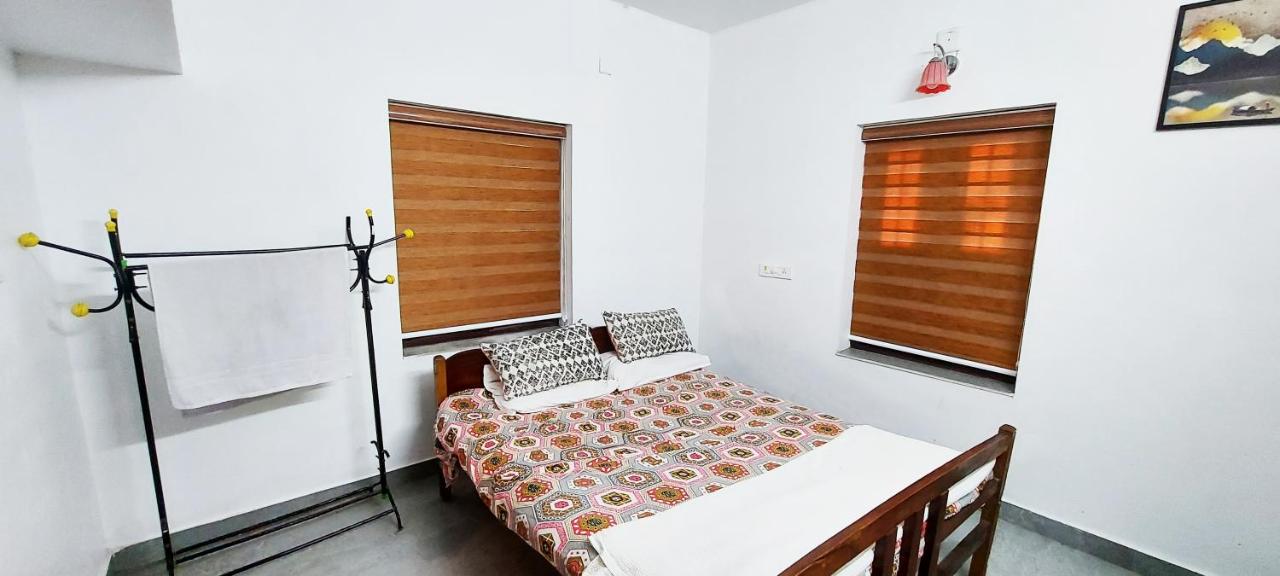 Forestay -3 BHK Villa Kochi - Bed and Breakfast