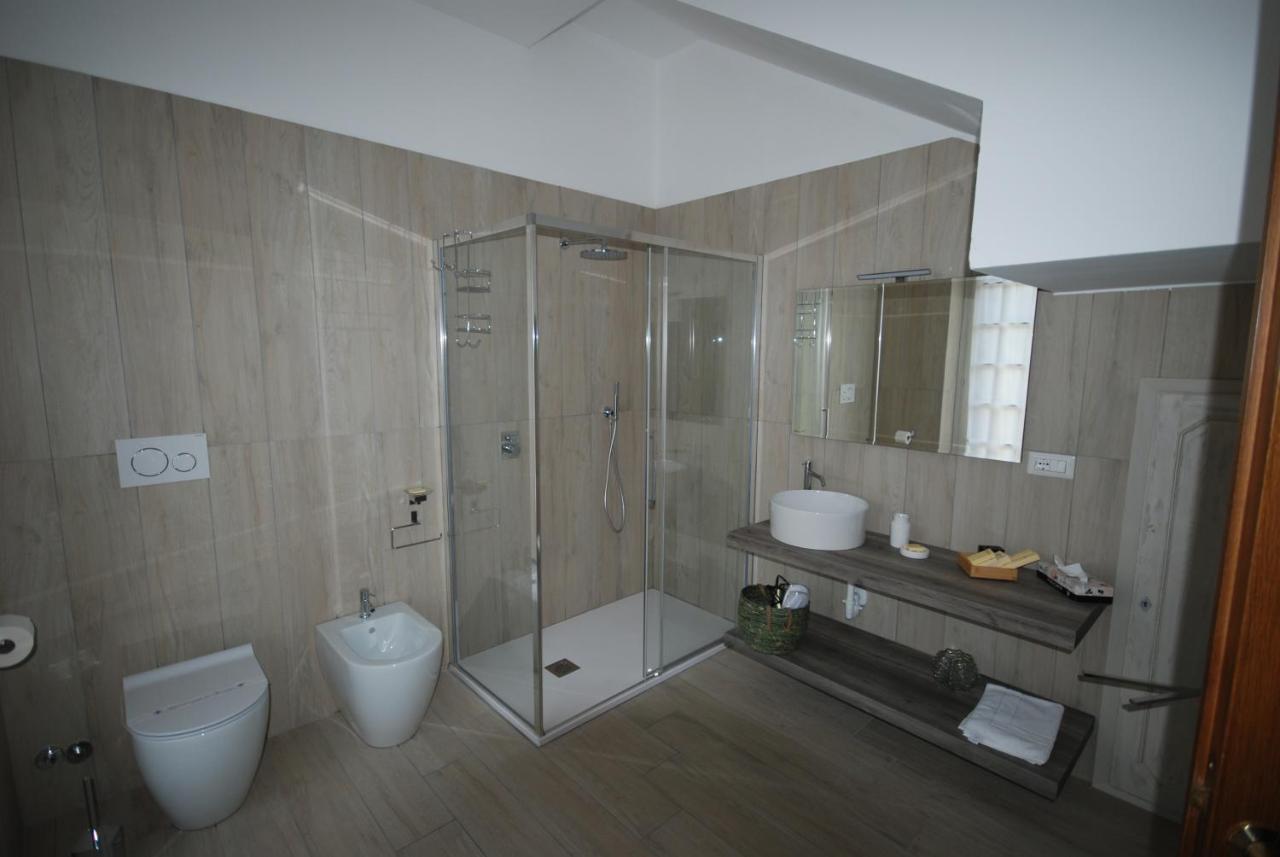 Camera Matrimoniale con Letto Supplementare