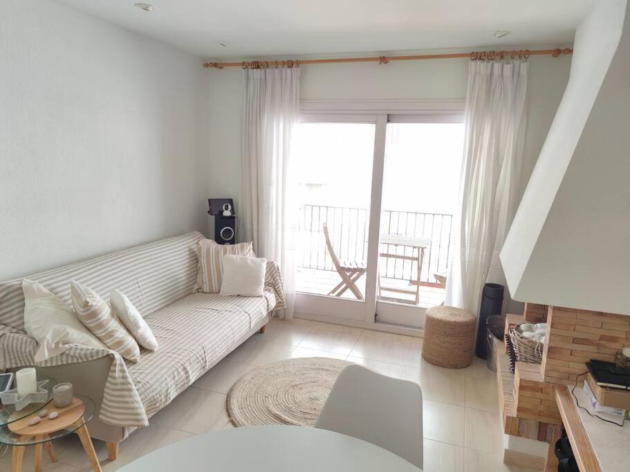 2 minutes walking to the Beach parking included - Bed and Breakfast Calella de Palafrugell
