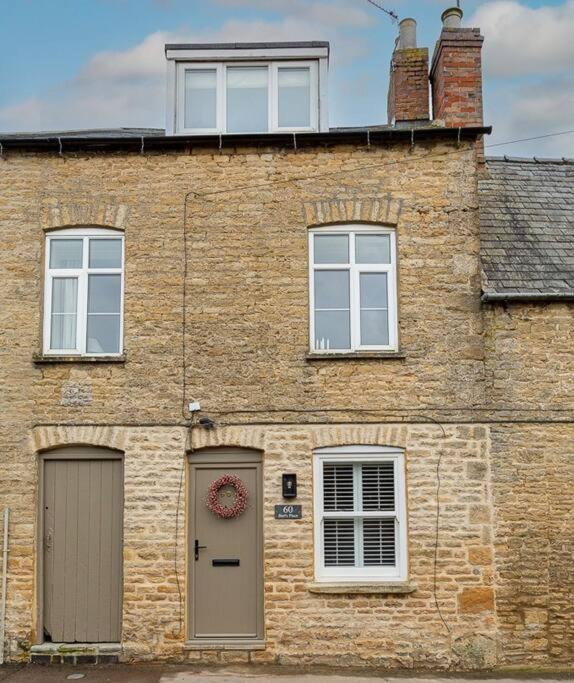 Luxury 2 bedroom cottage in the Cotswolds - Chambres d’hôtes